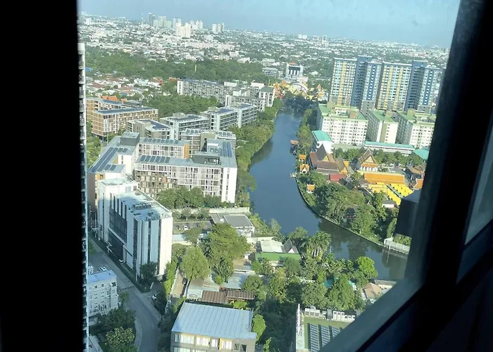 Octopus On Highrise, Skytrain, Fast Wifi And Ac *
